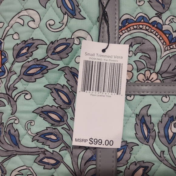 Vera Bradley Trimmed Fan Flowers Bag - Picture 5 of 16